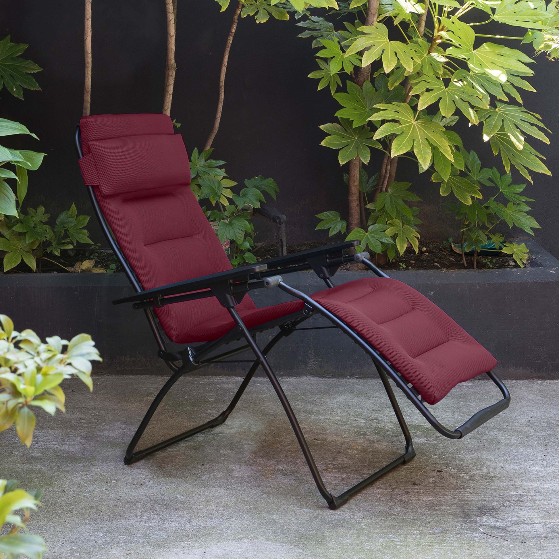 Lafuma - Futura Air Comfort Bordeaux - Reclining Chair - Bowmans Stove 